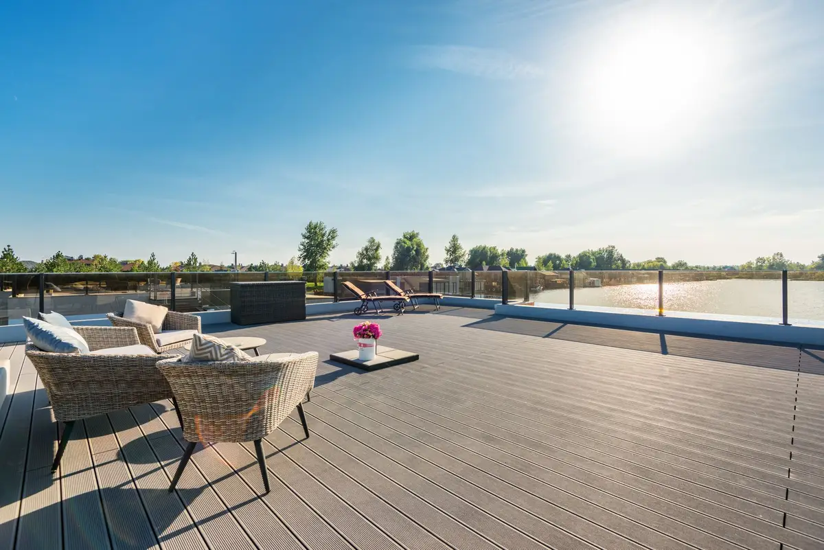 Custom deck design & build