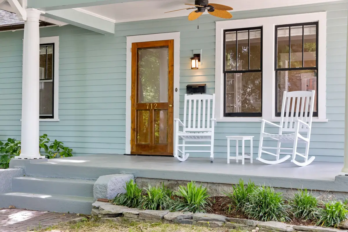 Front porch with rocking chairs